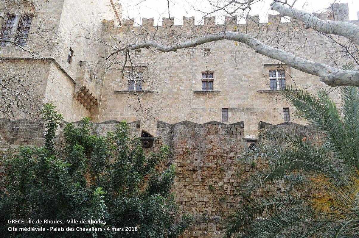 118- Citadelle medievale.JPG